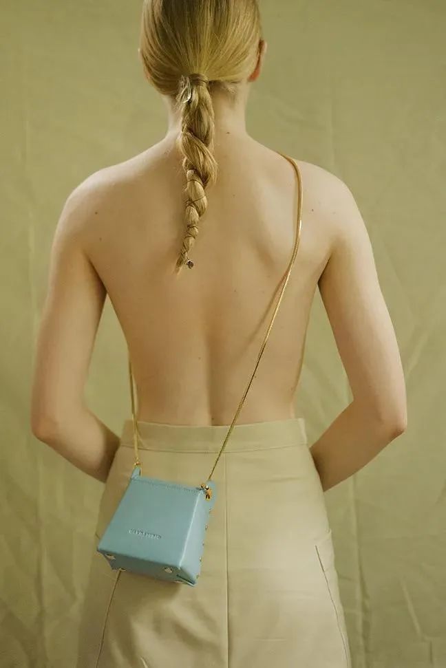 年末换什么新机好,年末新款包