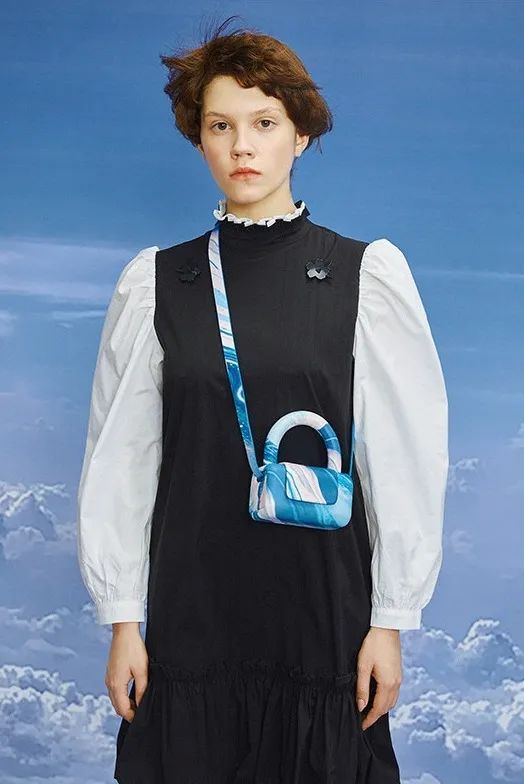 年末换什么新机好,年末新款包