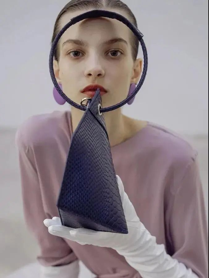 年末换什么新机好,年末新款包