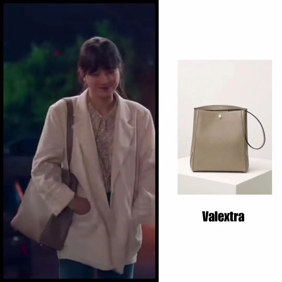 美女背爱马仕包,贫民窟女孩背的包