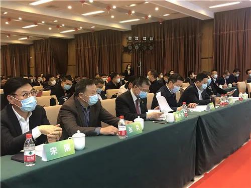 推动绿色发展相关举措有,发展绿色产业赋能高质量发展