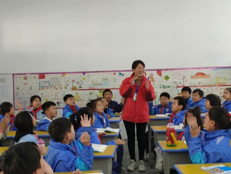 临泉县恒信光彩小学老师照片,临泉恒信光彩小学好不好