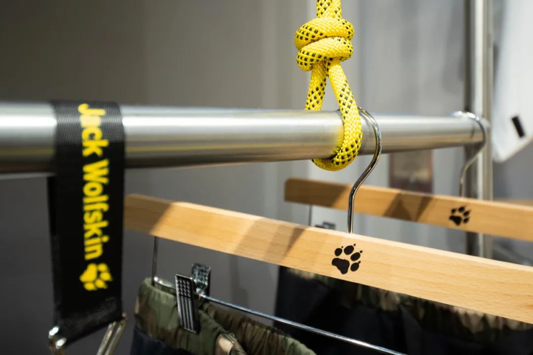 jackwolfskin狼爪官网,jackwolfskin德国狼爪秋冬