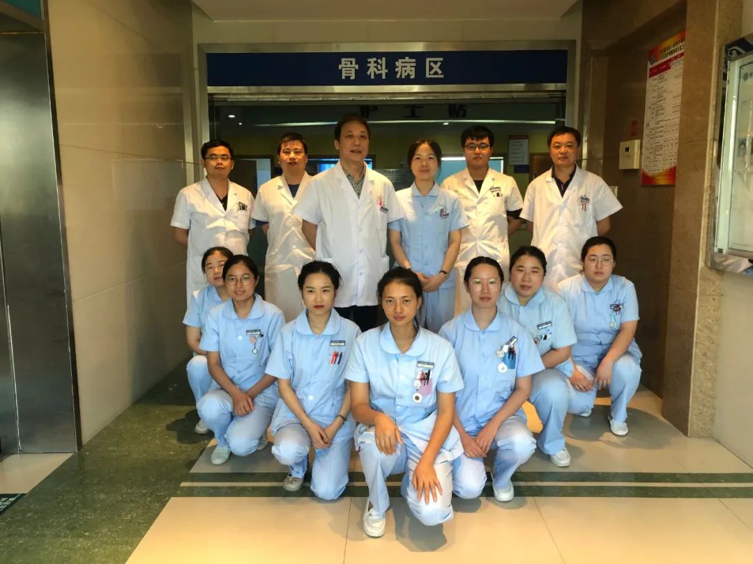 流量网红浙江骨科医生,镇海区中医院骨科医生