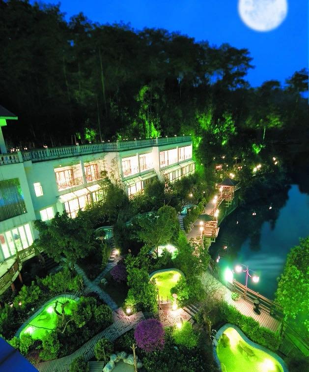 乐山峨眉山泡温泉,峨眉冬天泡温泉攻略