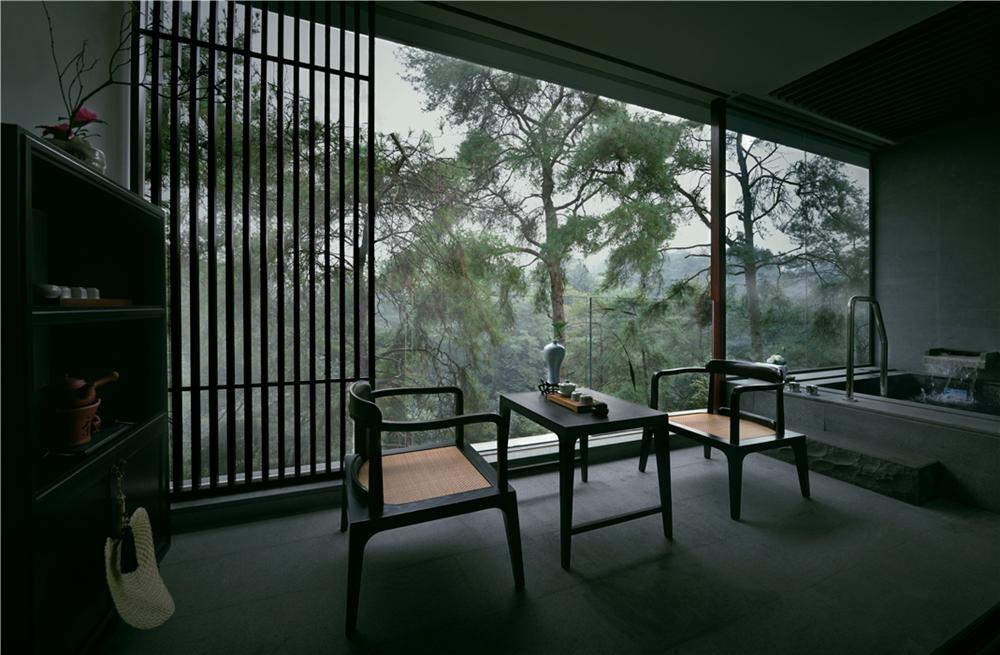 乐山峨眉山泡温泉,峨眉冬天泡温泉攻略