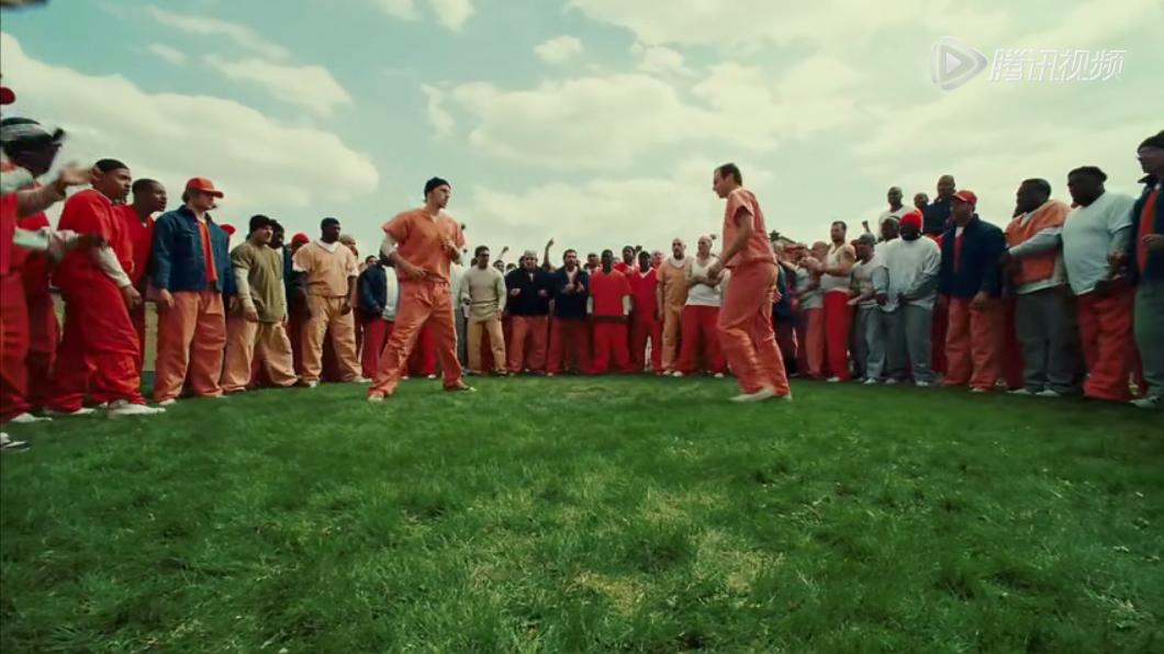 恶趣味同性喜剧片，富二代的“捡肥皂”之旅