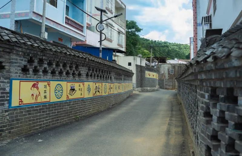 凭祥市获得的荣誉,崇左市表彰先进集体和个人