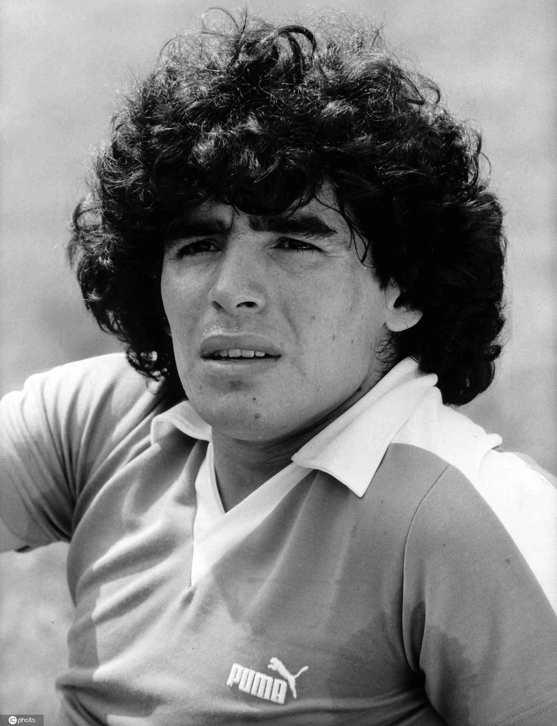 球神马拉多纳：一生风流多情，除了两个女儿，外面还有6个儿女