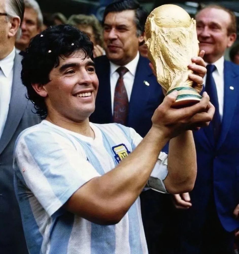 马拉多纳身亡感触,马拉多纳12句名言