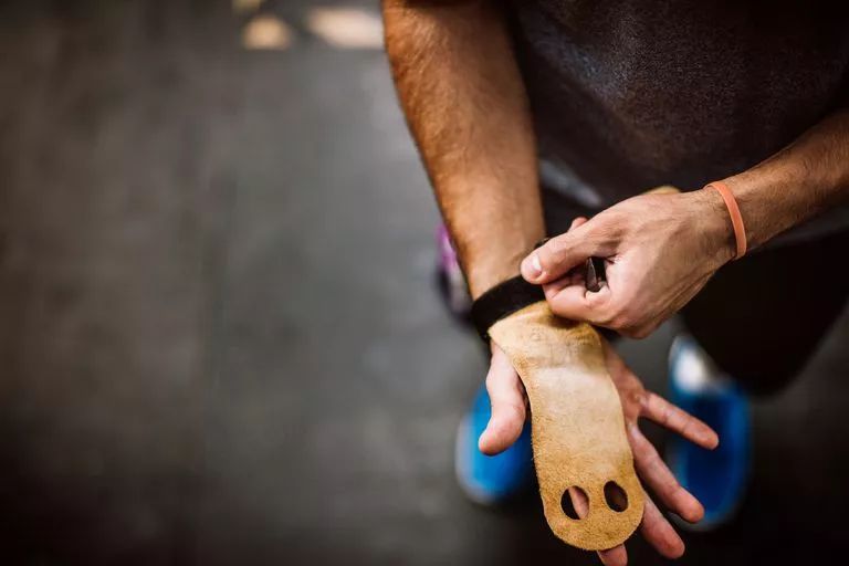 健身老茧反复增生怎么办,健身老茧怎么去除