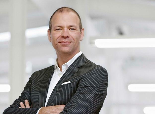 *今条头日**“兴趣热榜”将上线;蓝色光标纽交所上市计划搁浅|媒体和传播业周报