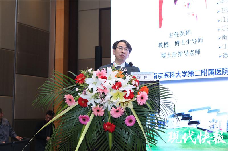 早癌筛查很必要！专家建议40岁以上的人做胃肠镜检查