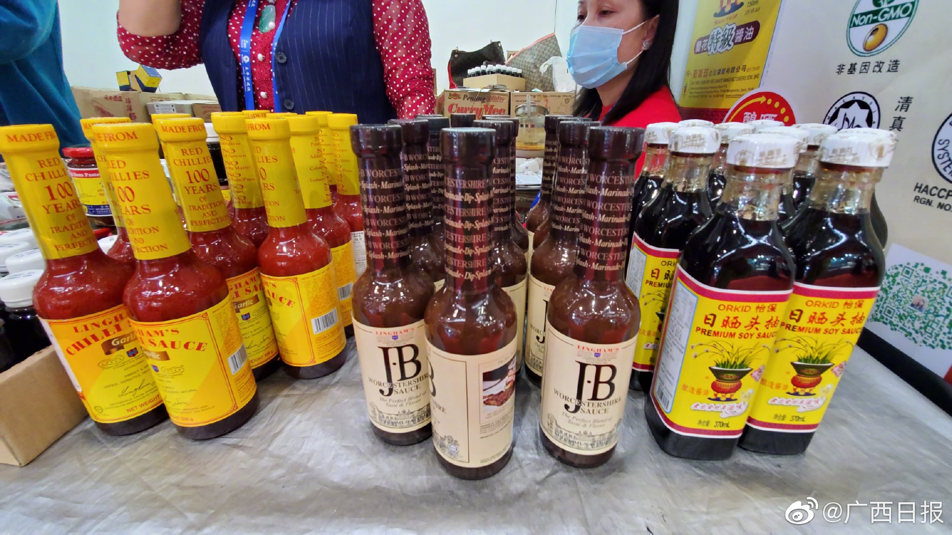 小广西西带你逛展｜马来西亚：带来众多马来西亚“国民”产品