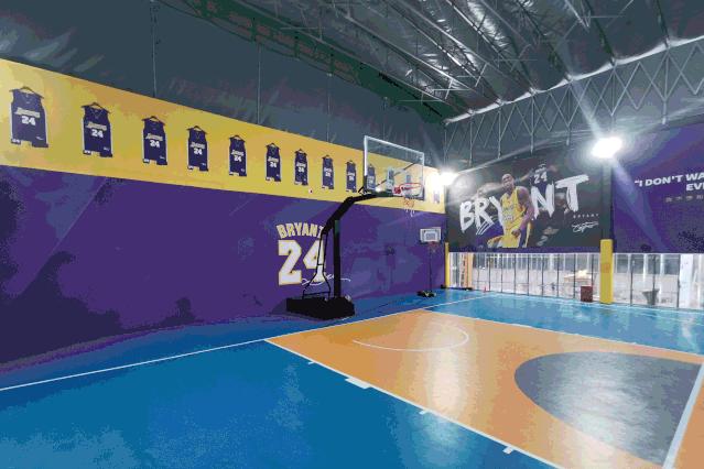 猴哥痞幼上车,猴哥痞幼走红毯