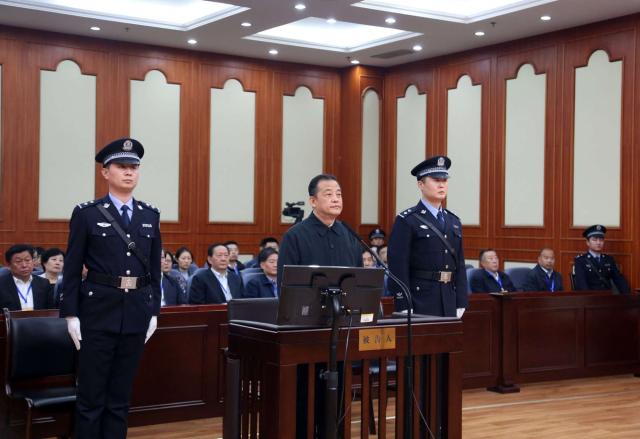 主编有态度|海口原市委书记被查次日，司机被留置调查，法纪合力破解“一人得道鸡犬*天升**”