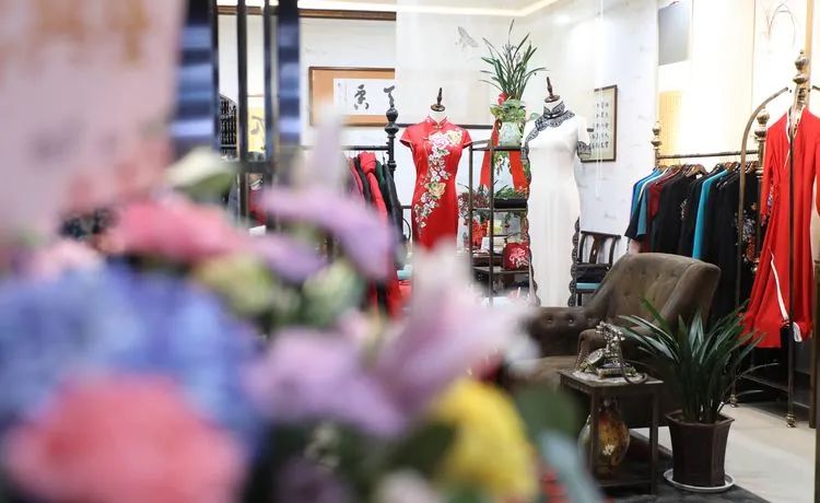 沉香原创旗袍,沉香旗袍馆私人订制