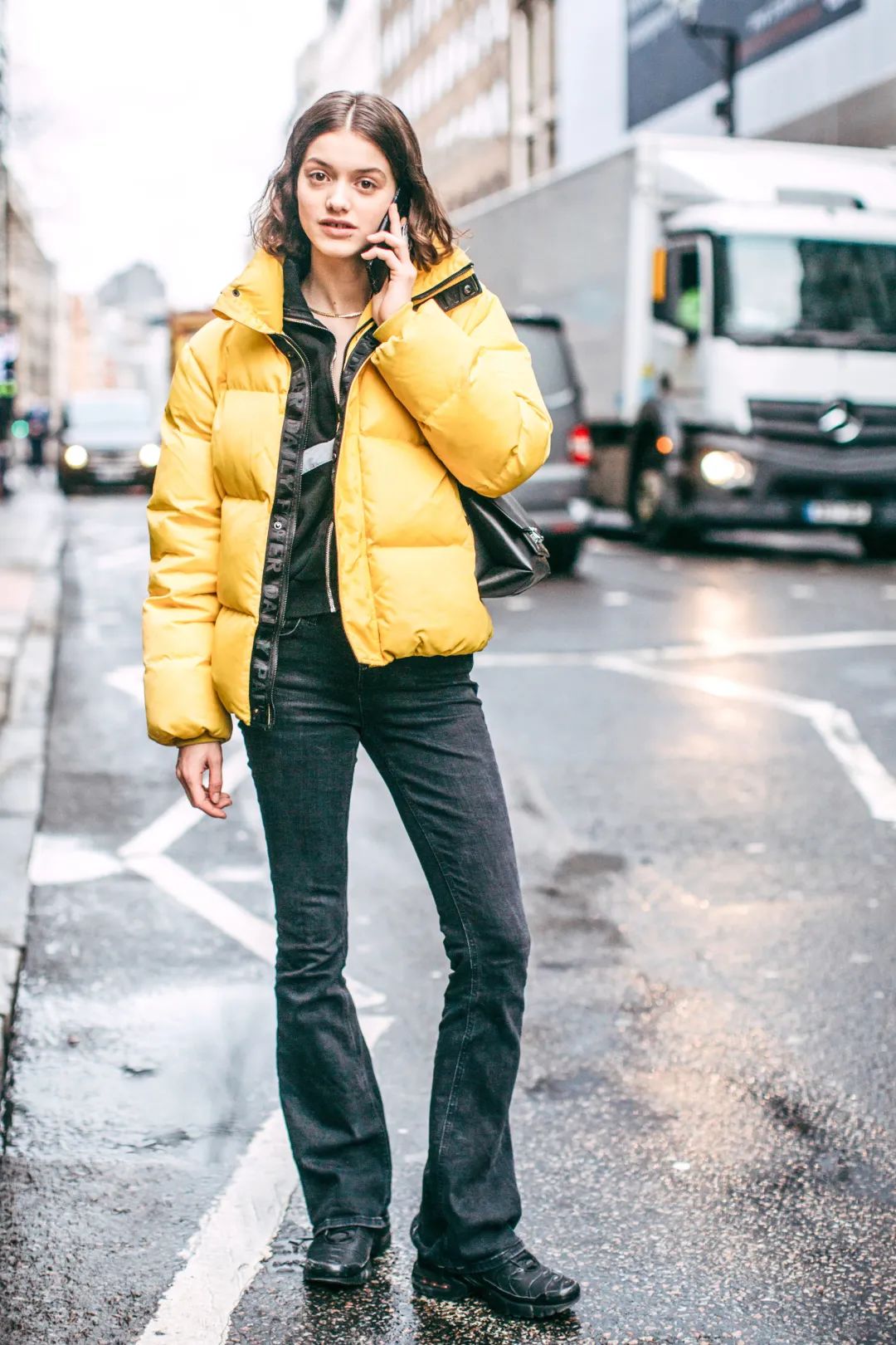 一件羽绒服，治好了我的“身材焦虑”