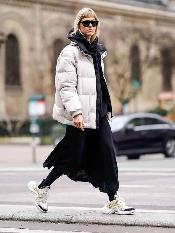 一件羽绒服，治好了我的“身材焦虑”