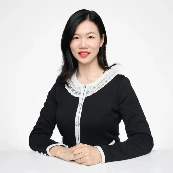 货架上的001避孕套,避孕套货架