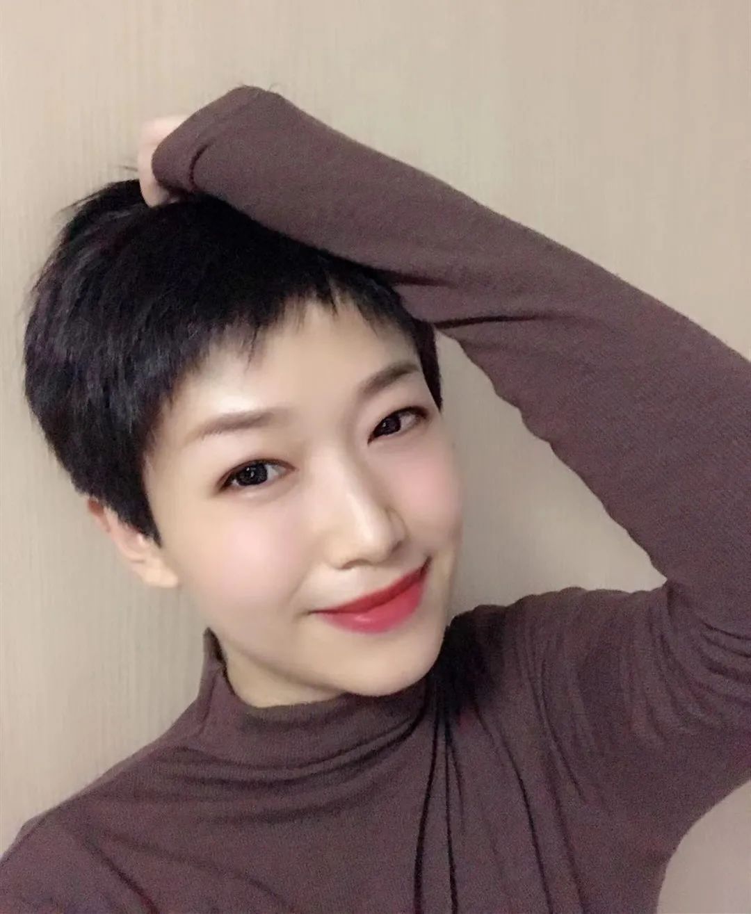 夜读丨看窗外的電影