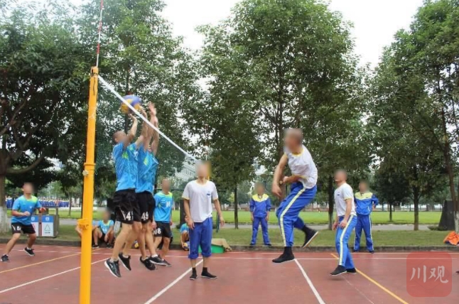 记者直击|艾滋病戒毒人员专管大队的24小时