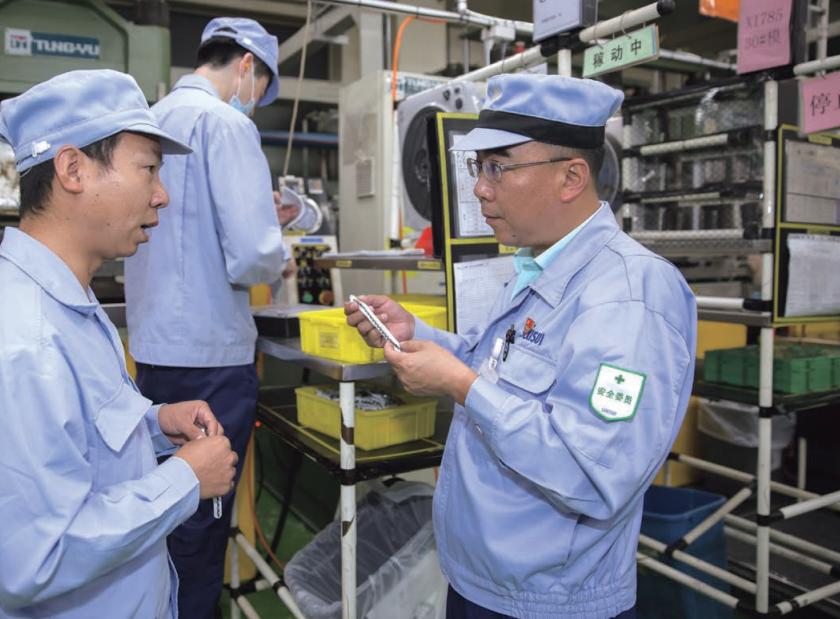 这些受表彰的集体和个人你认识吗,上海有谁受到表彰了