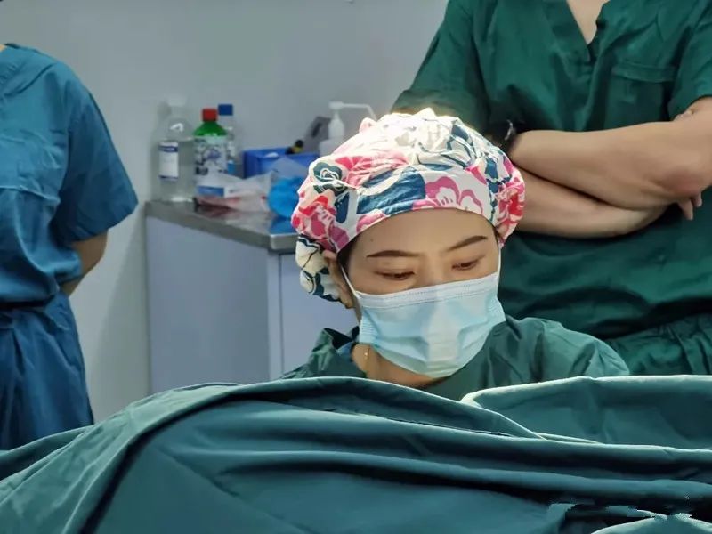 微风采郭卉的视频,河南省妇幼保健院李红