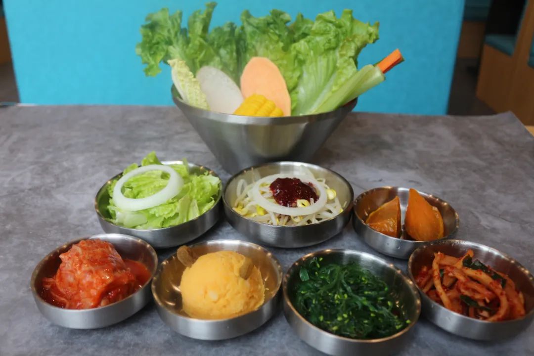 【卢氏丨陳家烤肉】69.9元吃门市价198元烤肉套餐，鲜牛肉+猪五花+羊肉串+烤鸭肠……属于肉食主义的狂欢来啦！