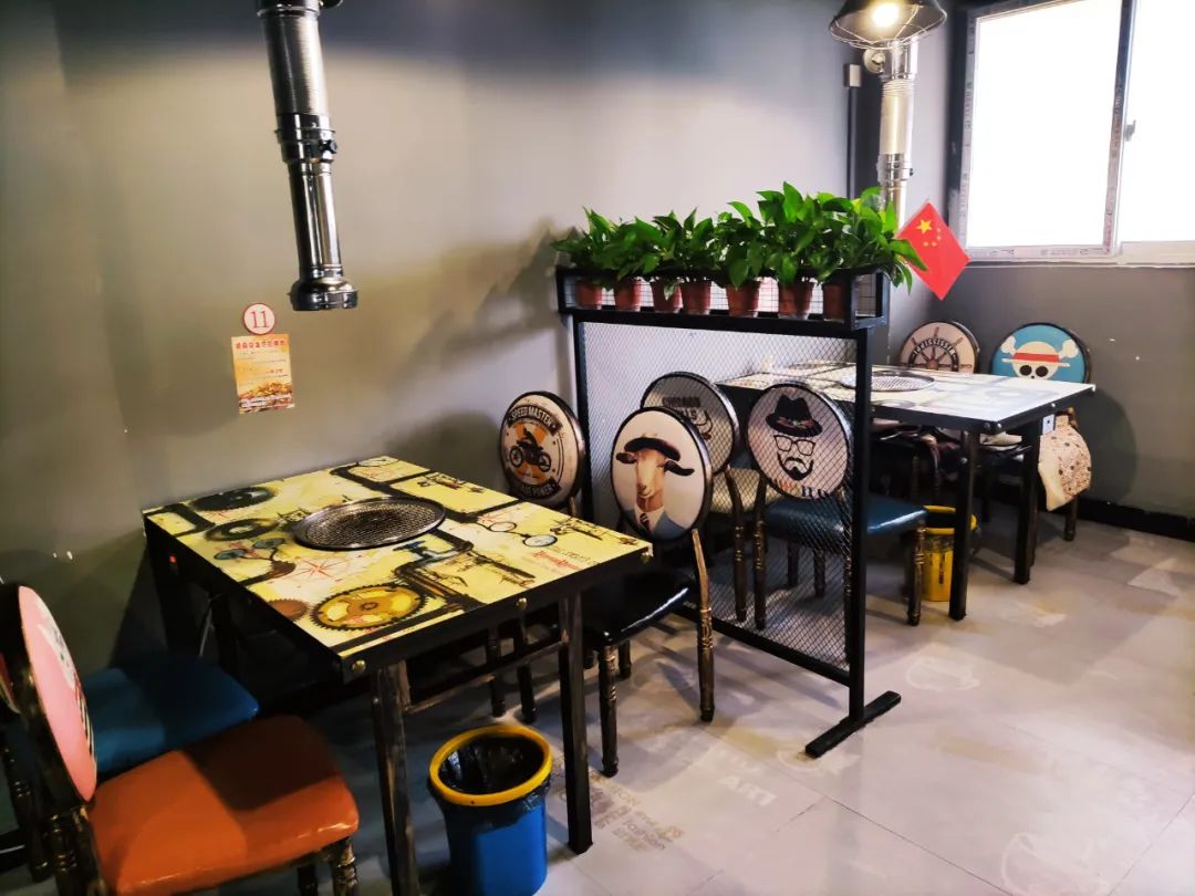 【卢氏丨陳家烤肉】69.9元吃门市价198元烤肉套餐，鲜牛肉+猪五花+羊肉串+烤鸭肠……属于肉食主义的狂欢来啦！