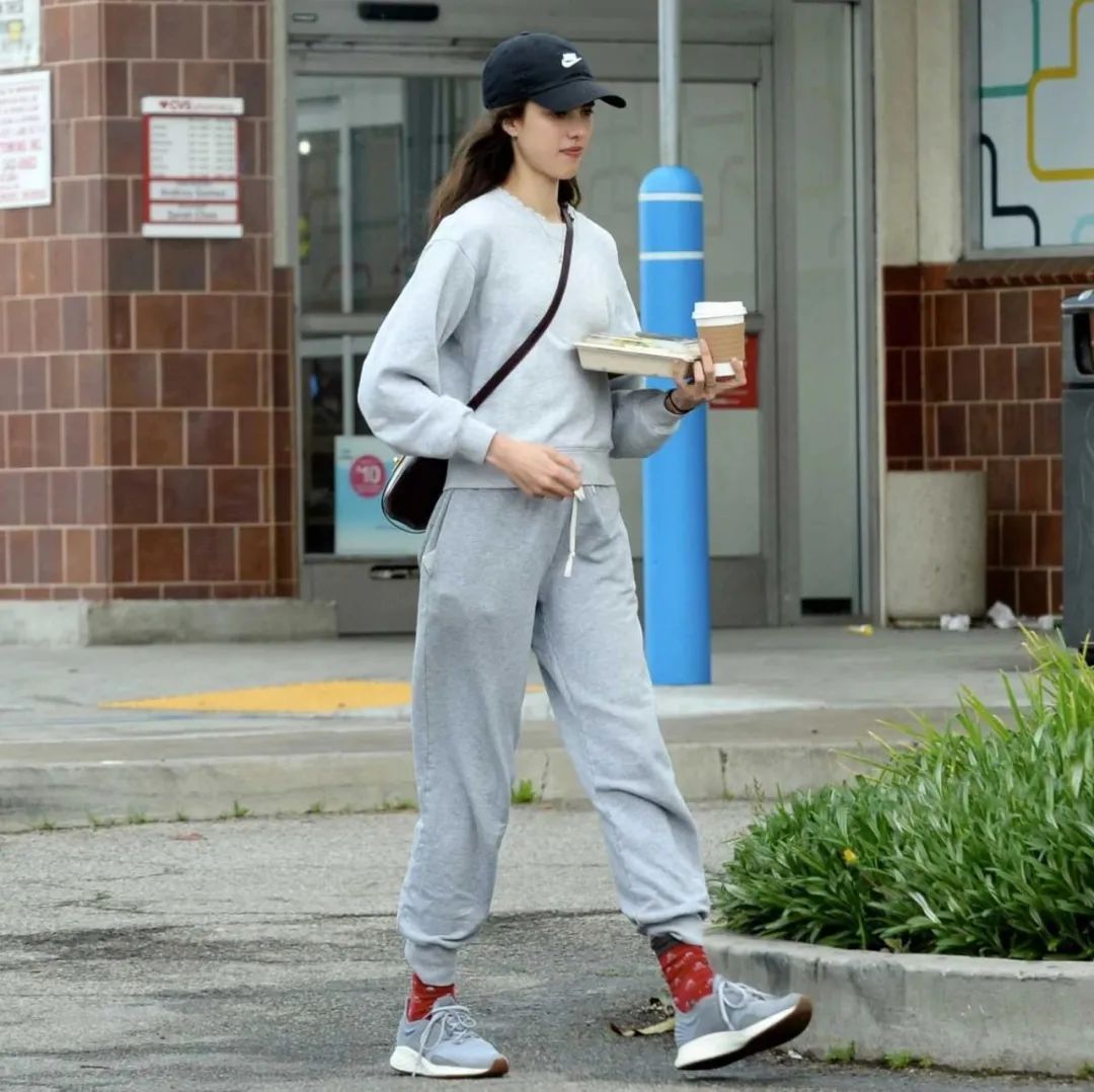 blackpink穿运动装,跟着blackpink学穿搭