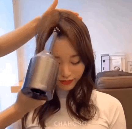 来给大家分享几款秋冬实用发型,秋冬必备发型教程