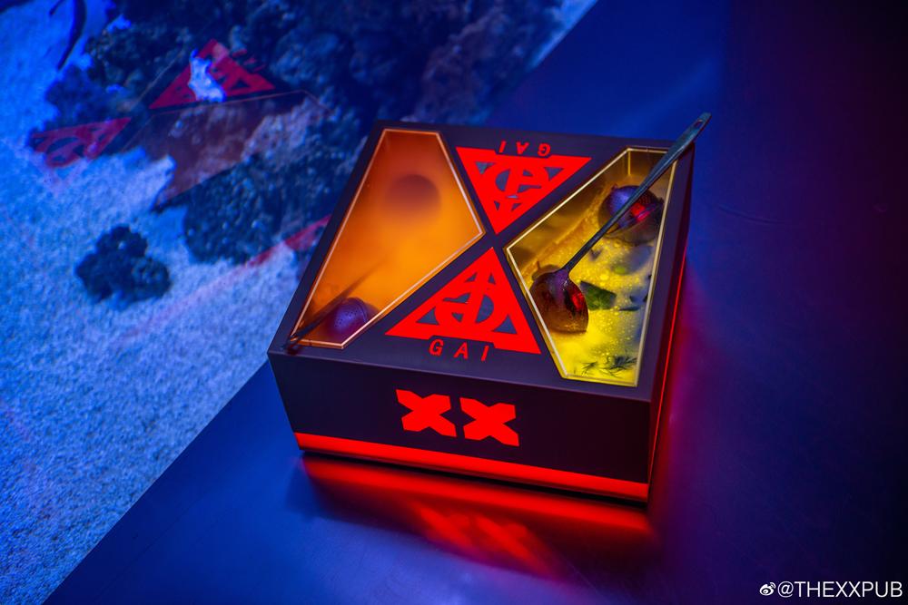 成都又新添一大波“明星店”！关晓彤的奶茶、黄晓明的复古烤肉、网红厨师王刚的秘制卤菜…都来啦