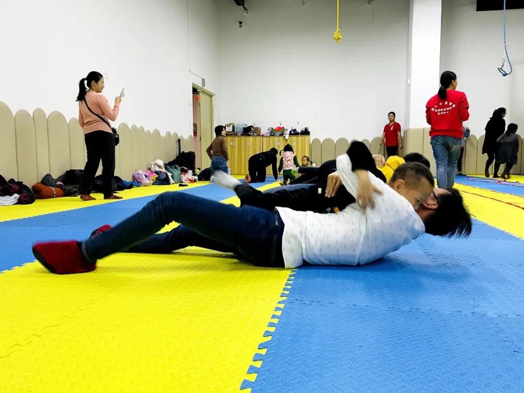 萌娃夏令营多彩活动来袭,萌娃亲子活动