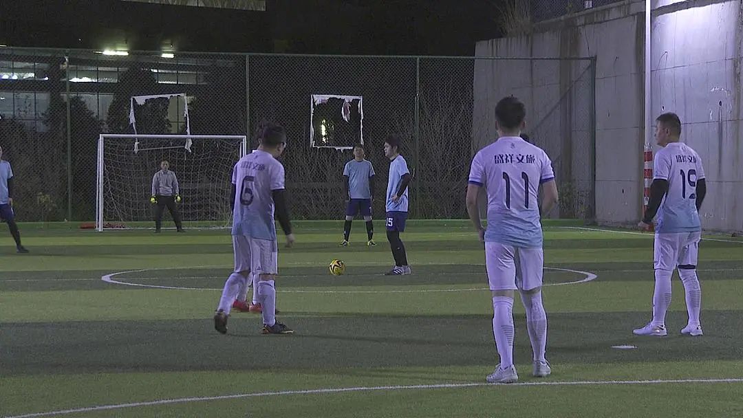 职工足球激情开赛,绿茵激情