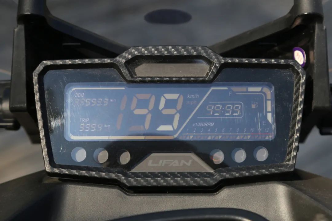 力帆kpv150品控怎么样,力帆kpv150对比豪爵uhr150