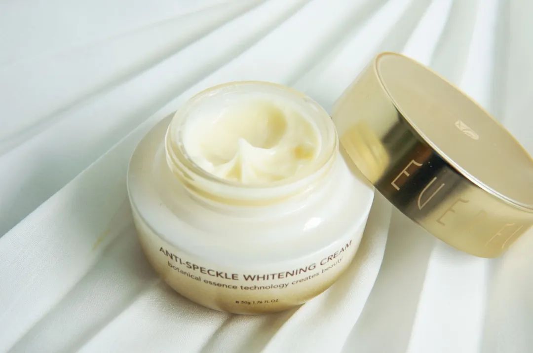 亲自用过有效的美白产品,自己用过的护肤品推荐