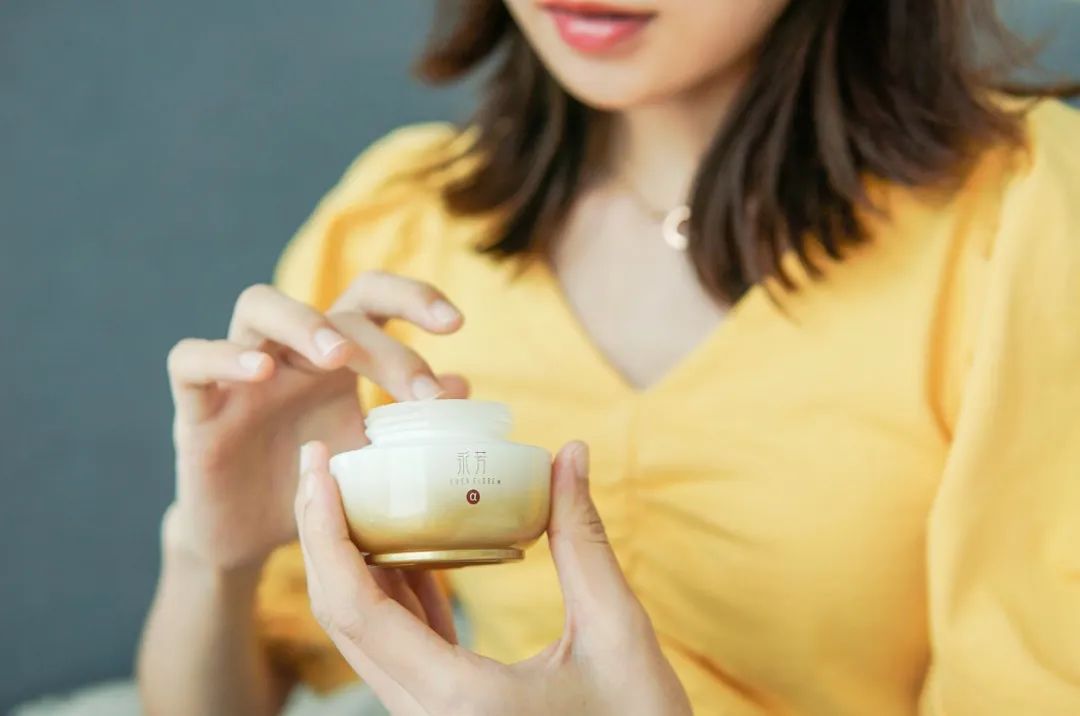 亲自用过有效的美白产品,自己用过的护肤品推荐