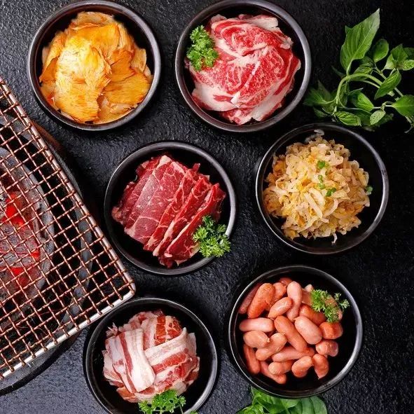 嗨爆全城!看神秘女星!乘免费直升机!这家商场周年庆福利大派送啦