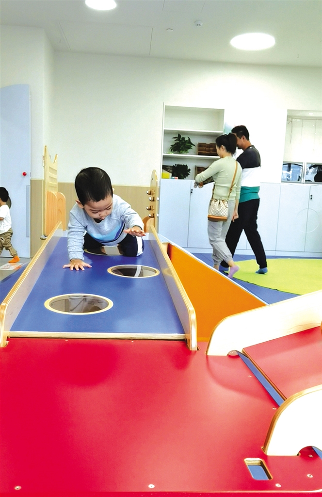 是否应该给孩子报早教班,孩子有必要报早教班吗