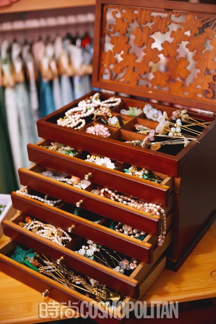 omg生活片段,omg只要六百万吗