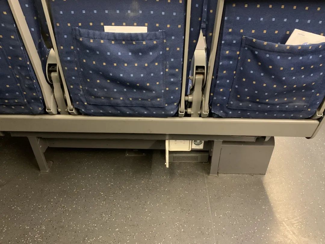 病残老年人购买火车票优先吗 (老年人按规定优先购买火车票)