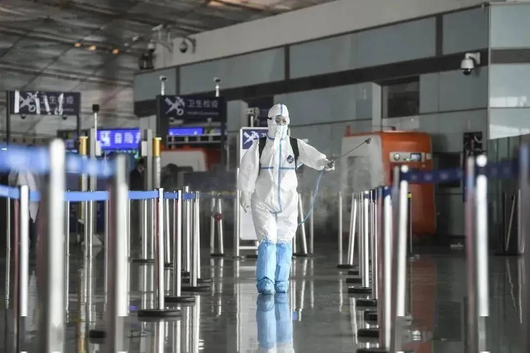 晚读东凤|一旅行团被隔离!这地紧急通报