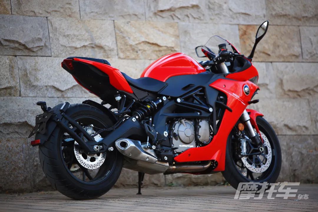 qjmotor新赛600超跑版评测,qjmotor赛600标准版和超跑版区别