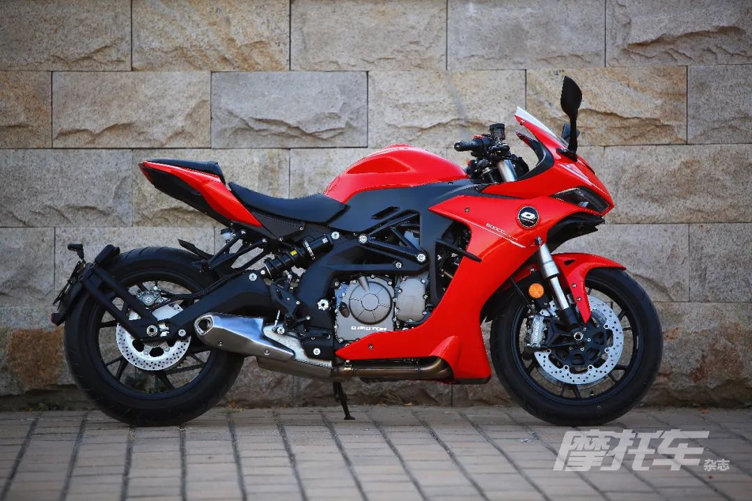 qjmotor新赛600超跑版评测,qjmotor赛600标准版和超跑版区别