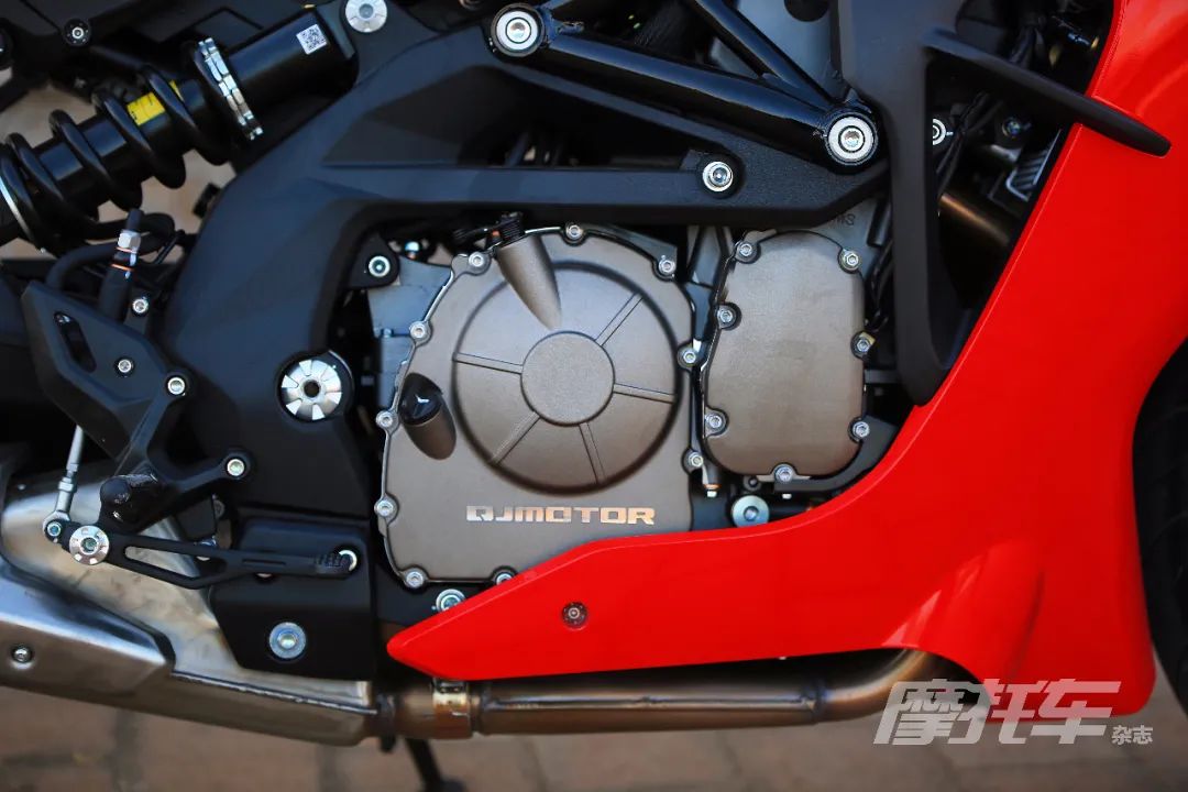 qjmotor新赛600超跑版评测,qjmotor赛600标准版和超跑版区别