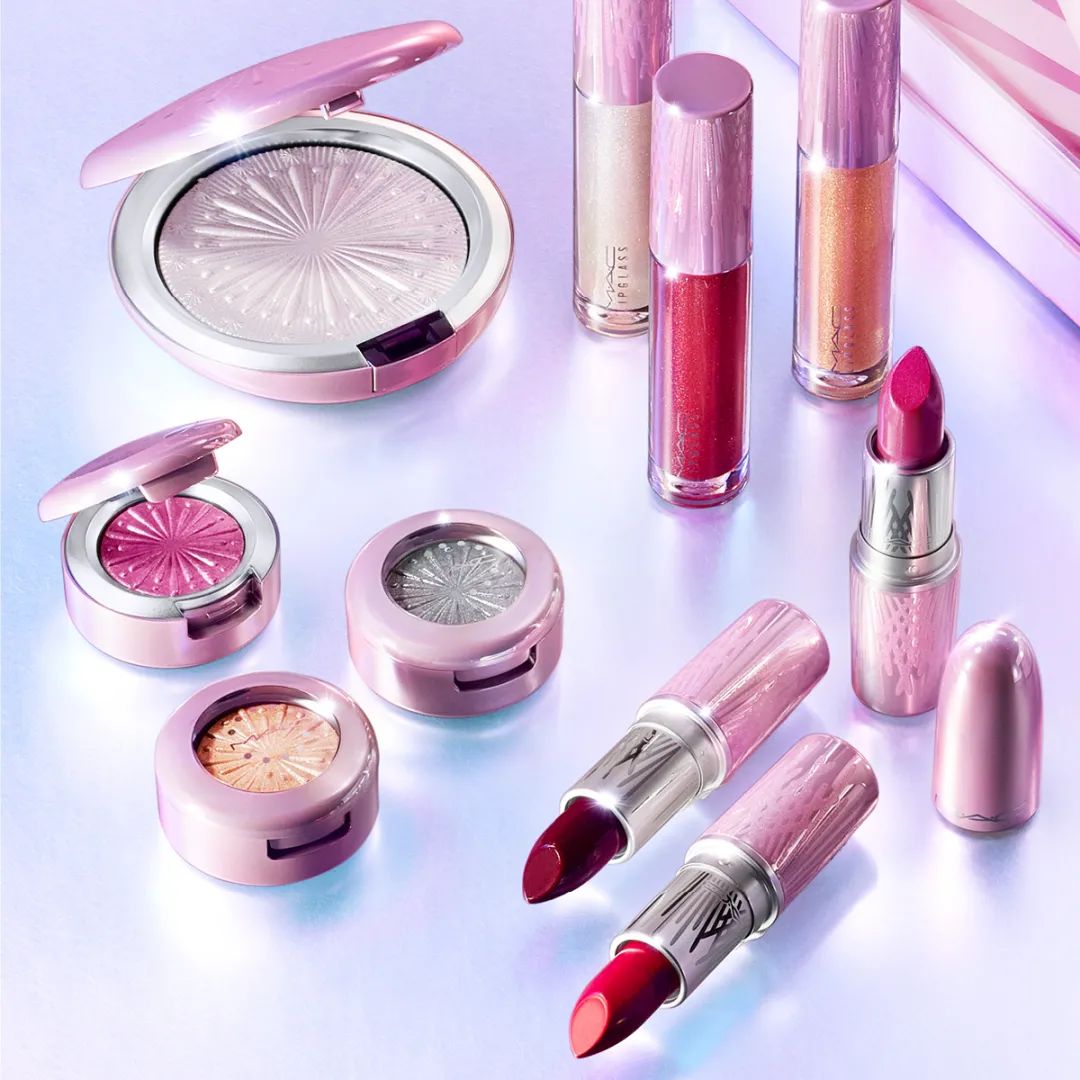 冰川、豹纹、天鹅、游乐园...今年的圣诞限量单品简直挑花眼