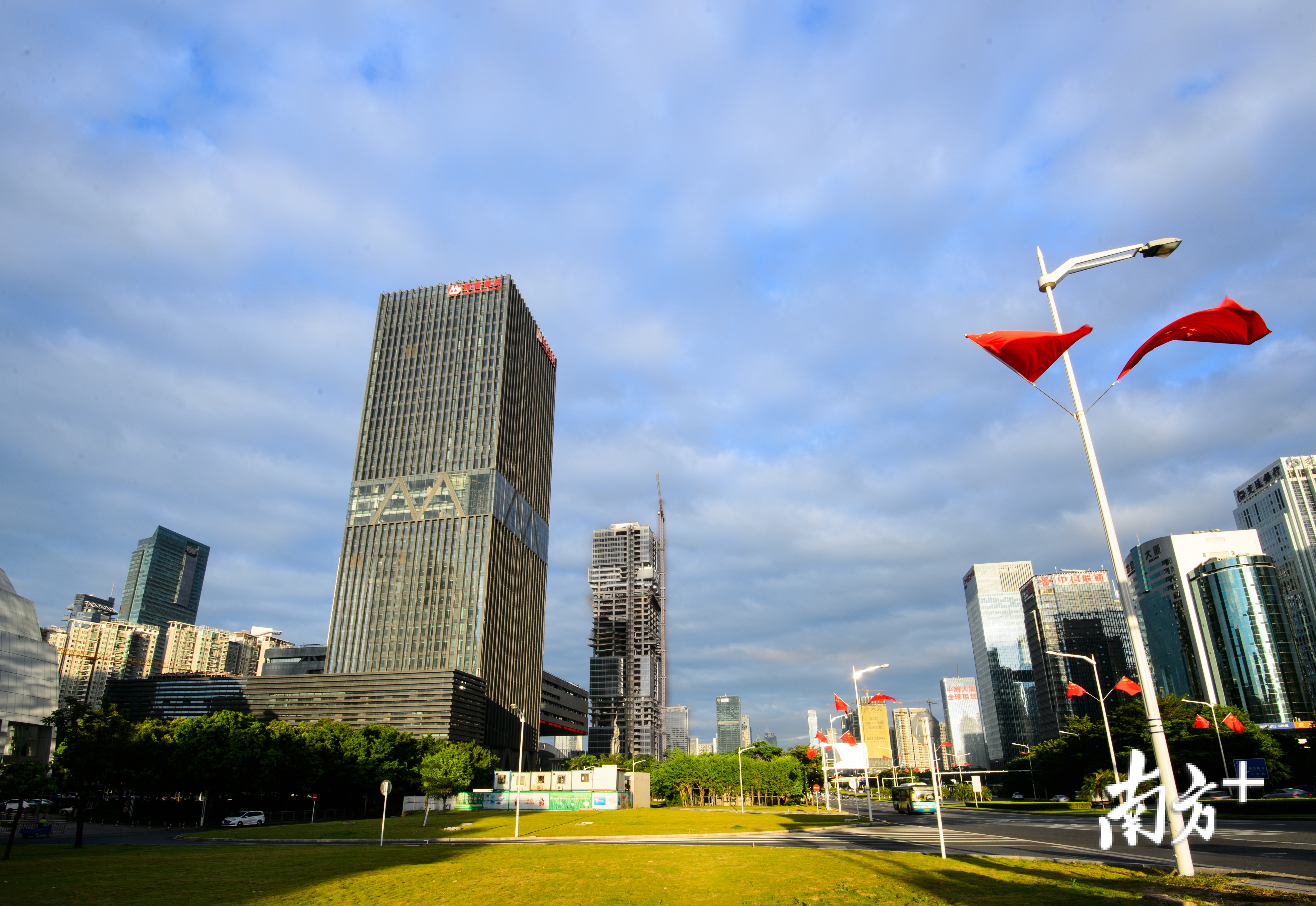 娣卞湷绉戝垱瀹炲姏鍏ㄥ浗绗笁,鍗楁柟鐪奸暅娣卞湷