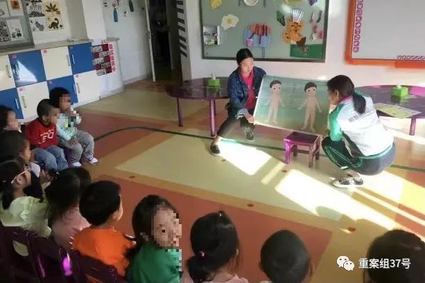 向孩子表达爱有多重要,向孩子们说历史