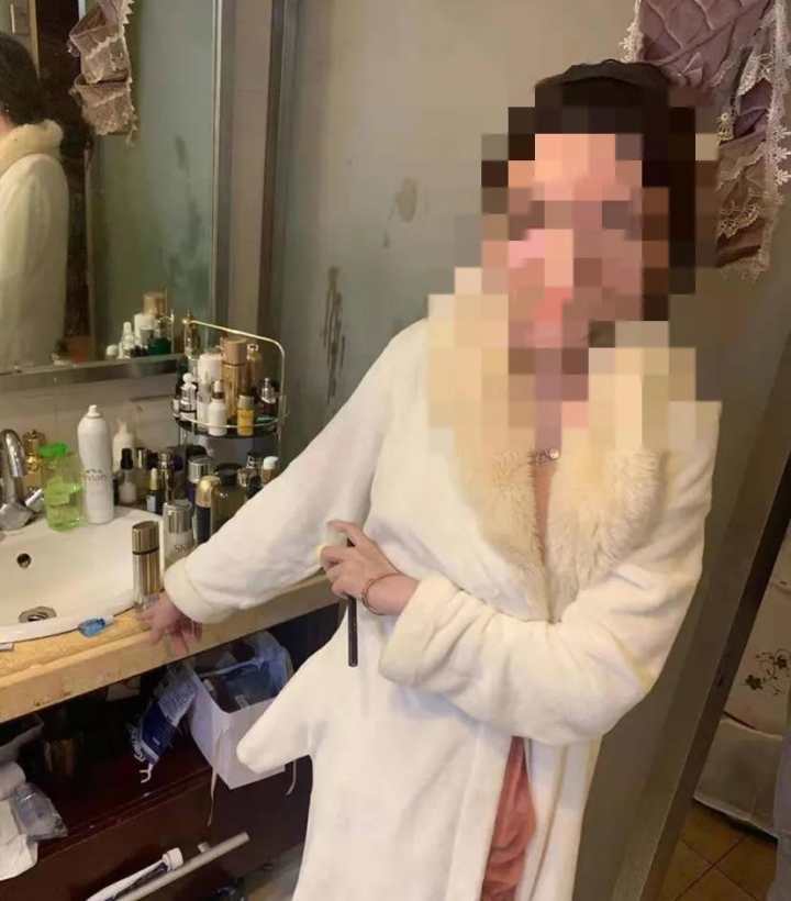 杭州商场女模特,杭州服装批发档口最火女模特